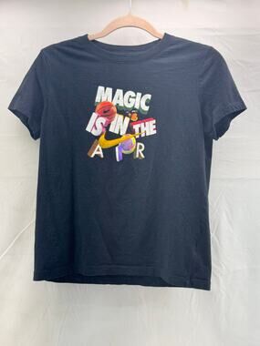 Girls Nike black with butterfly XL T shirt